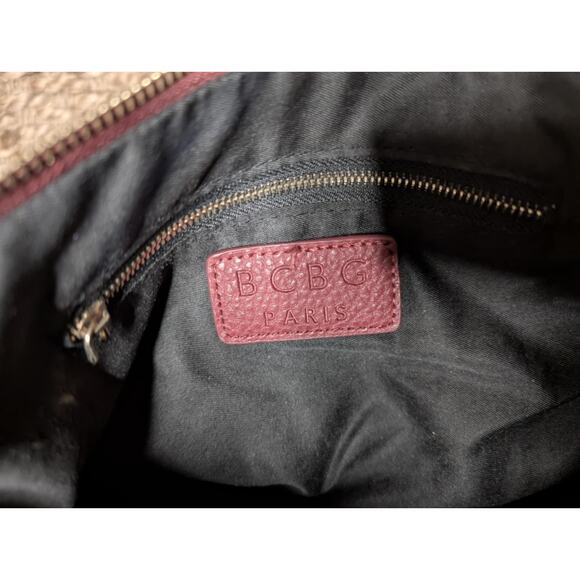 BCBG Paris Red Pebbled Faux Leather Open Shoulder Tote Bag & Crossbody Bag - Picture 12 of 16